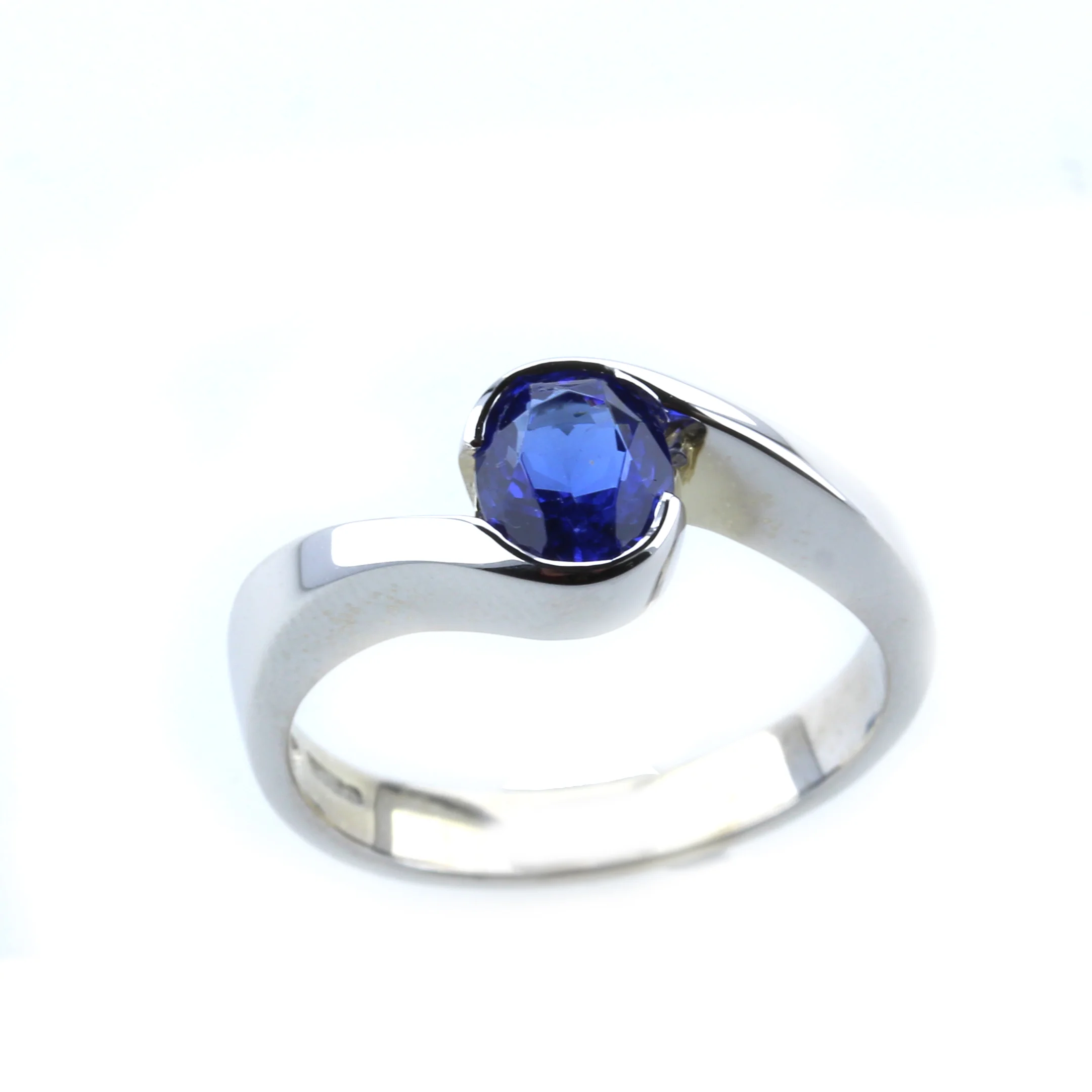 9ct White Gold Solitaire Sapphire Engagement Ring
