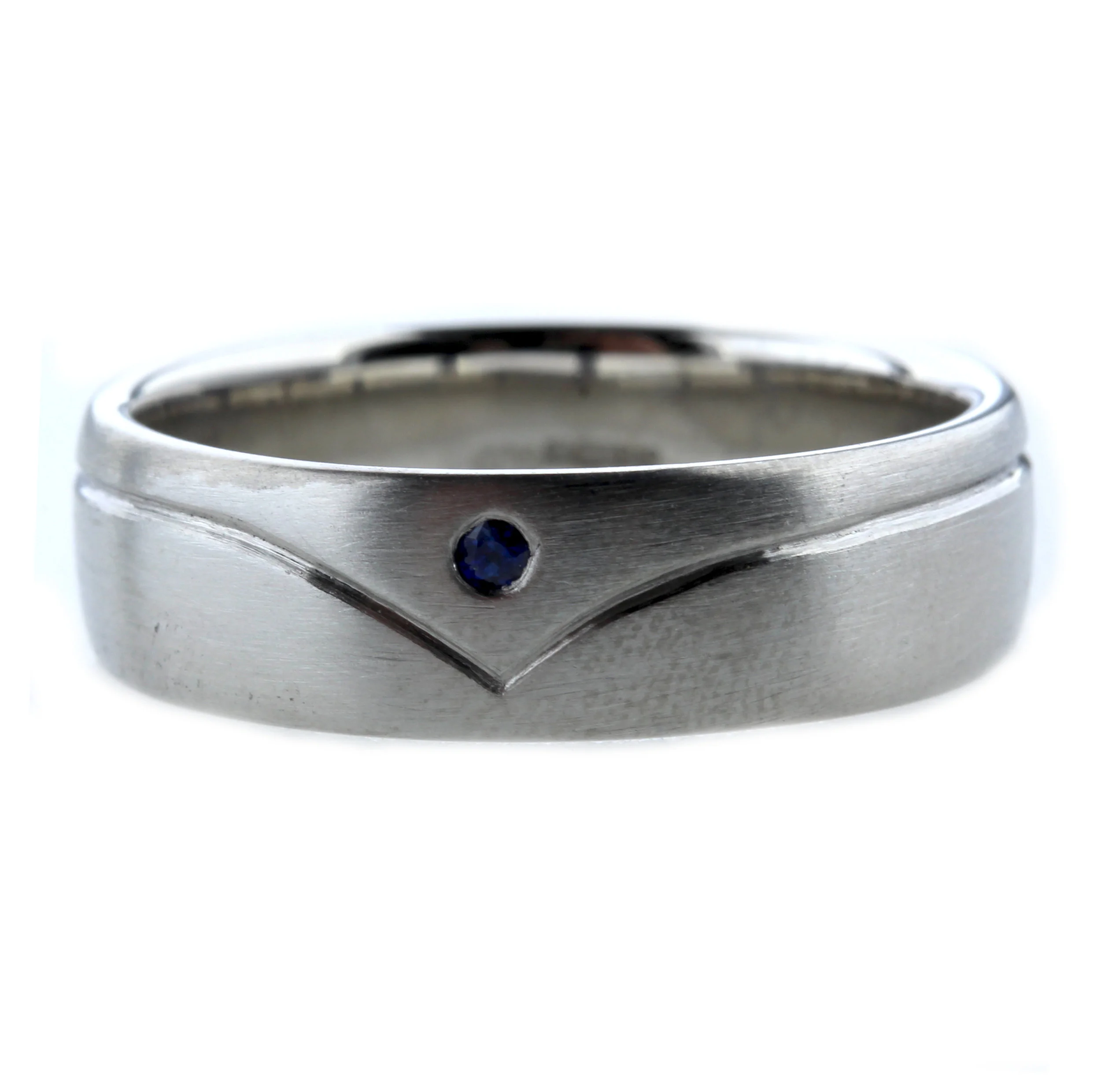 Wishbone Engraved Detail Gents Wedding Ring