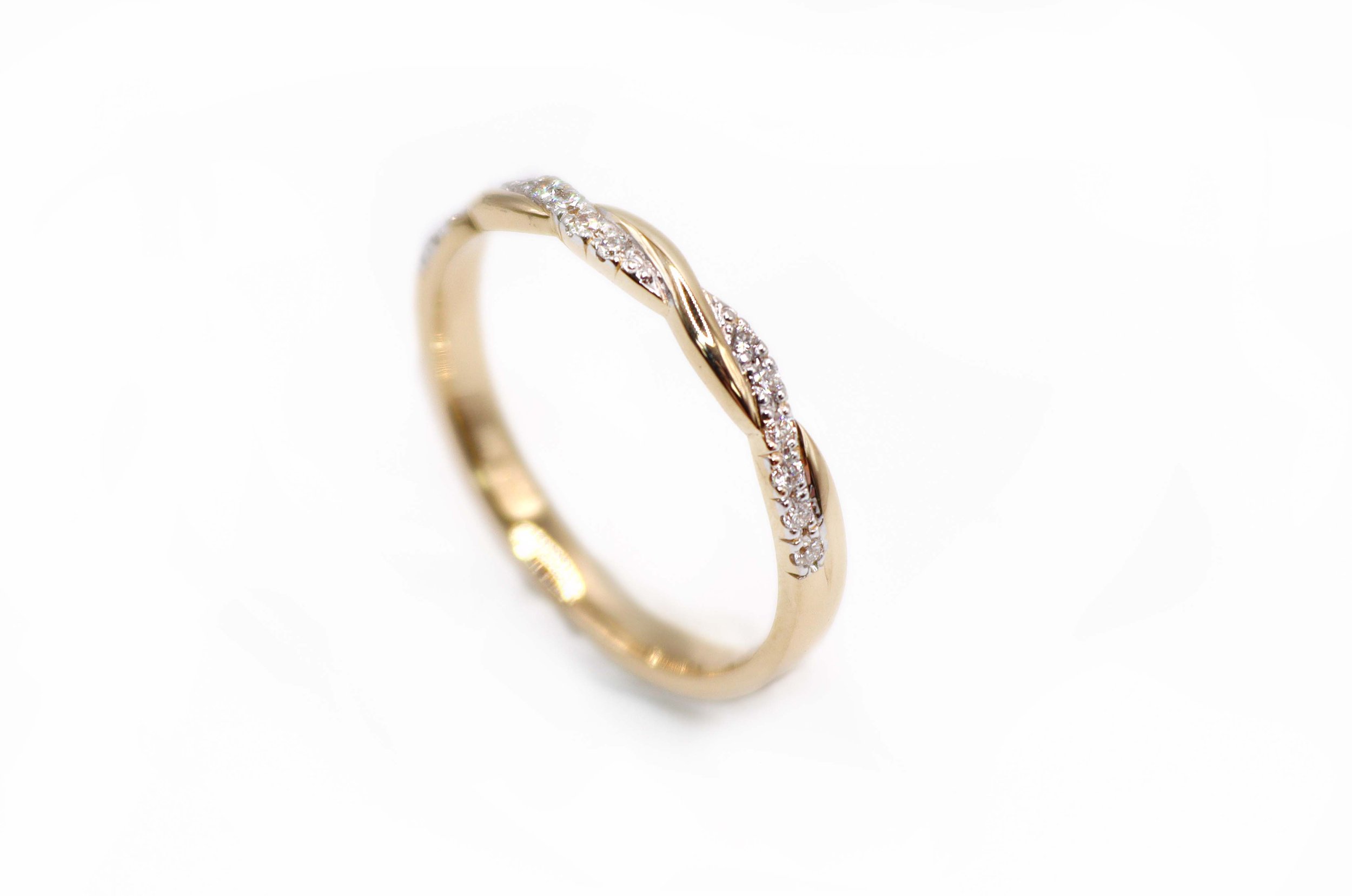 18ct Yellow Gold Diamond Set Twist Wedding Ring 
