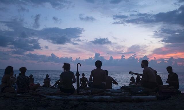 The sunset music gathering. #mazunte #oaxaca #mexico