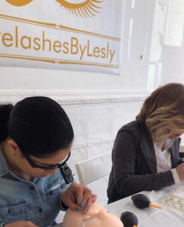 EventSpaceForHire.com primarily attracts families celebrating birthdays. It is versatile for POP-UP shops as well. Lesly Lash LLC is a Master Lash Artist Educator where Ms. Leslie converted 411 Monmouth St. into a beauty spa/classroom for her graduat