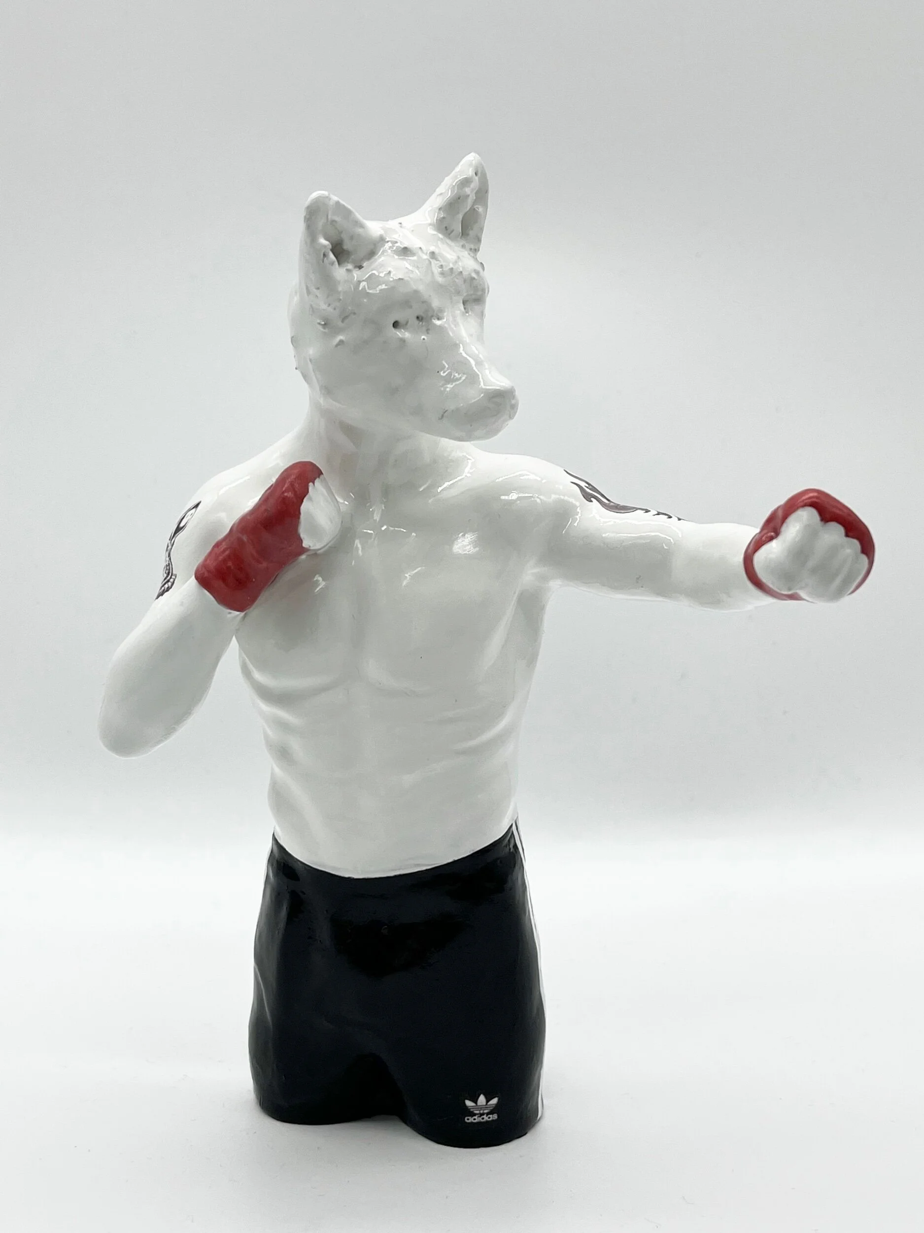 5EDB1915-3B71-400A-8CCC-5A7DD3BFC019