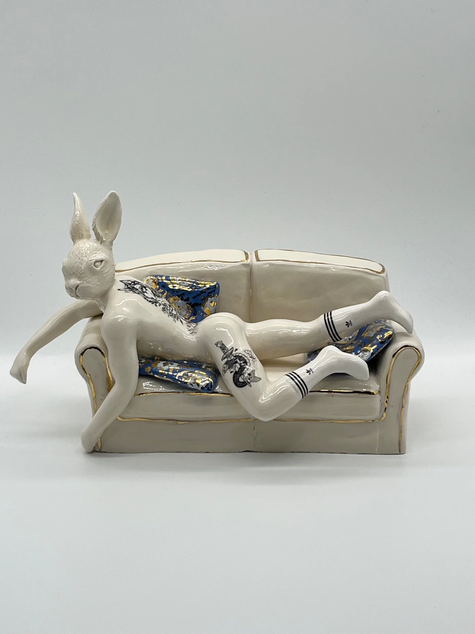 A2E07047-26F4-415A-9F3B-5F6E47A8B878