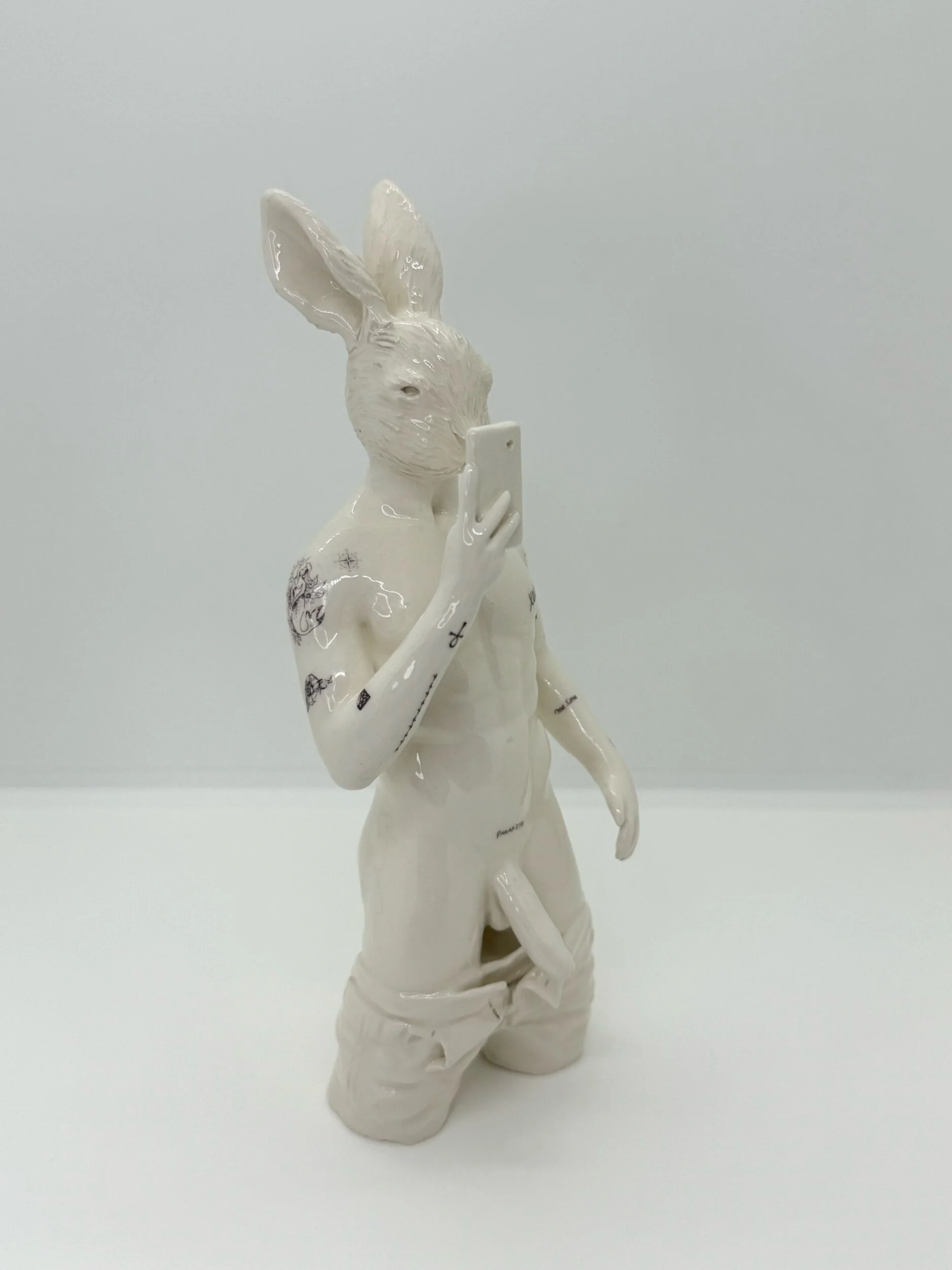 5B2BB983-FE3E-4D08-B6E2-5FFA8C45F20F