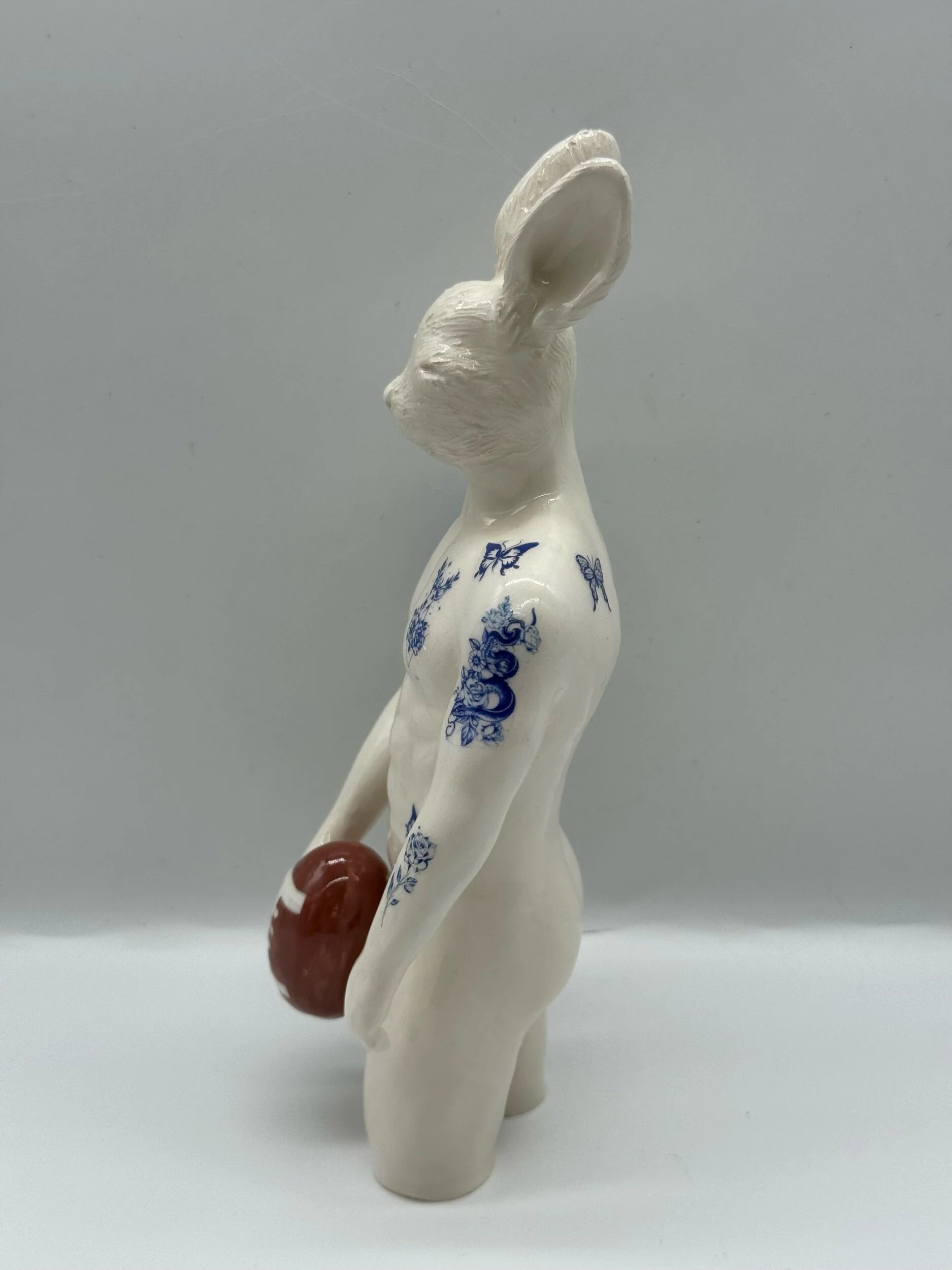 F60BF96A-56F3-4A1E-8F86-FC9D093F84A0