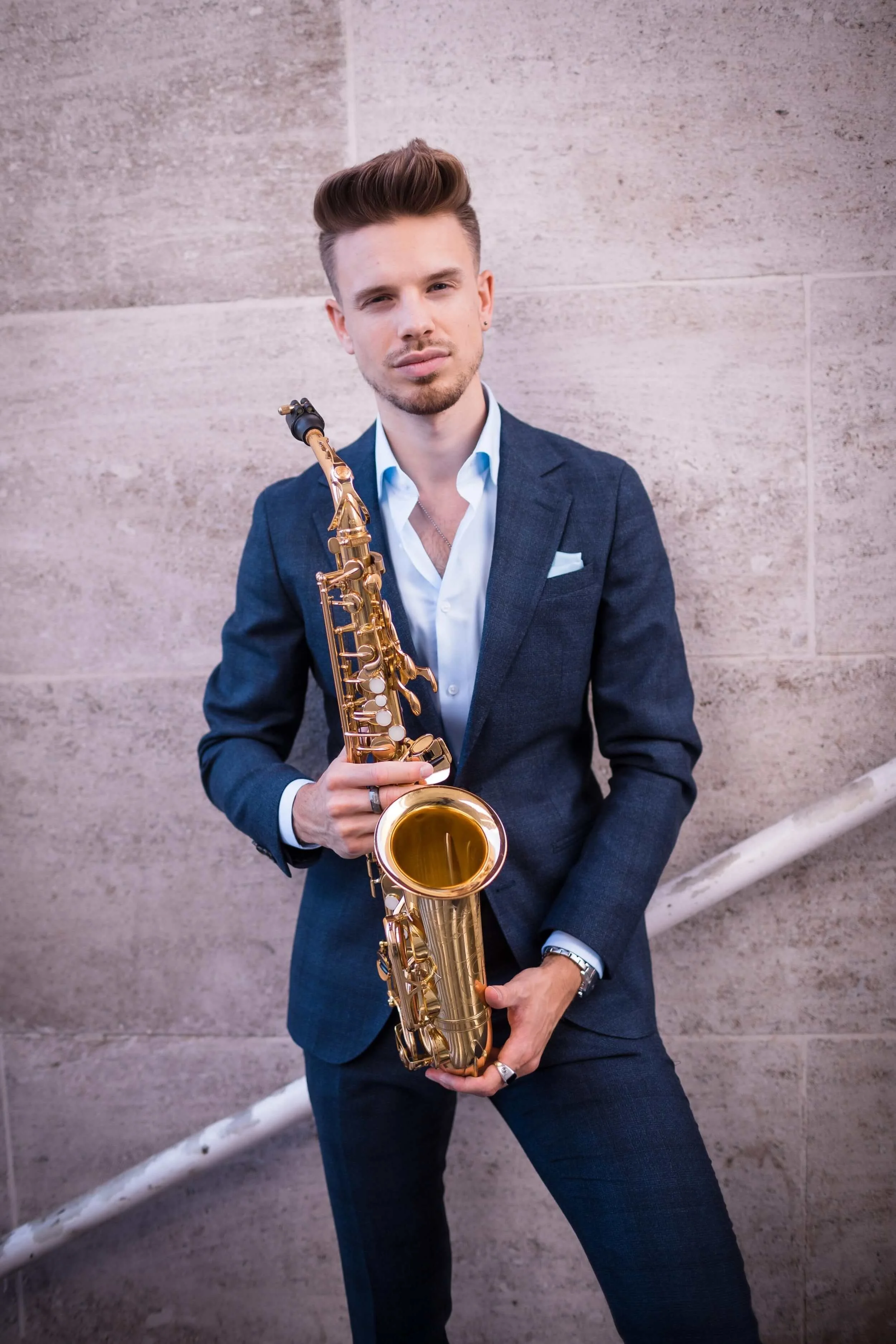 Sax & DJ