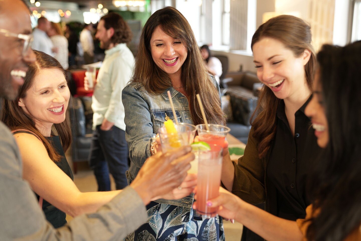 Cheers to Thursday! 

#PernodRicard #Conviviality #DrinkResponsibly