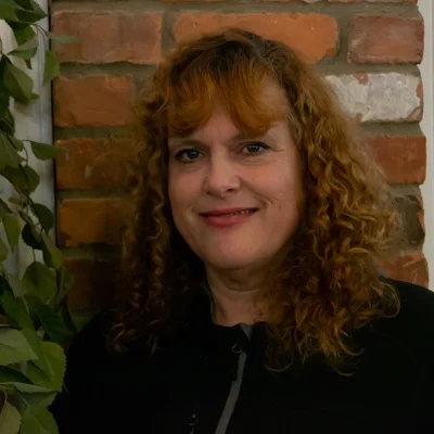Fiona Carr