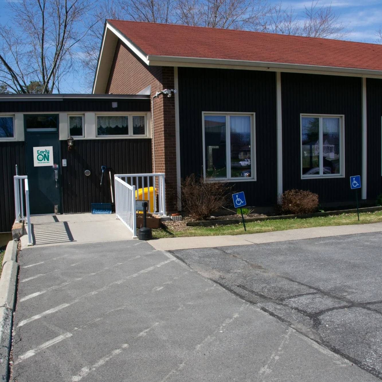 Long Sault Neighbourhood Site..Site de la région de Long Sault