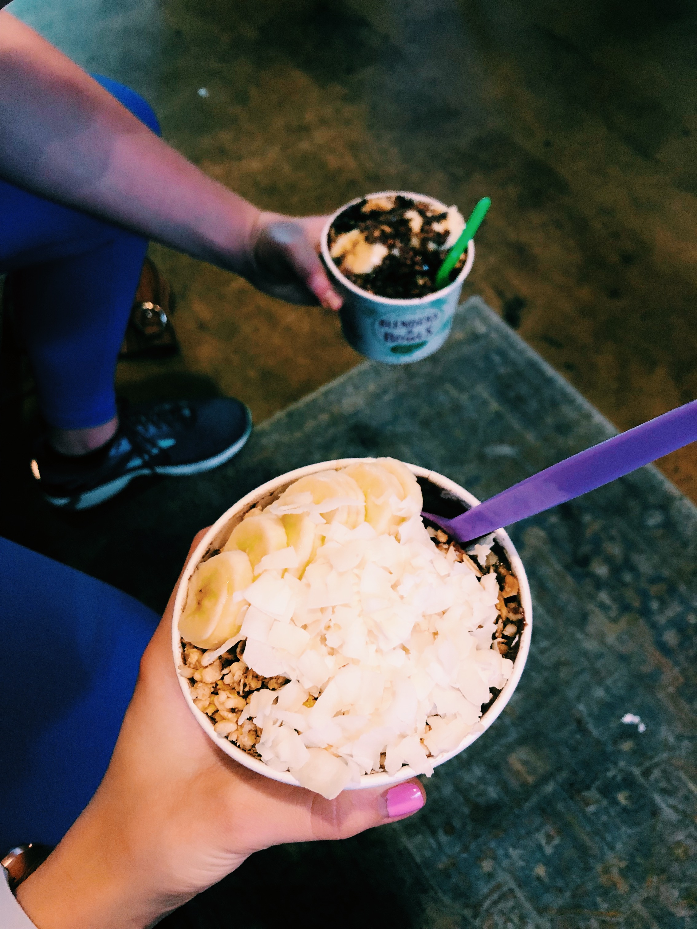The toppings (granola!!) are my favorite part!