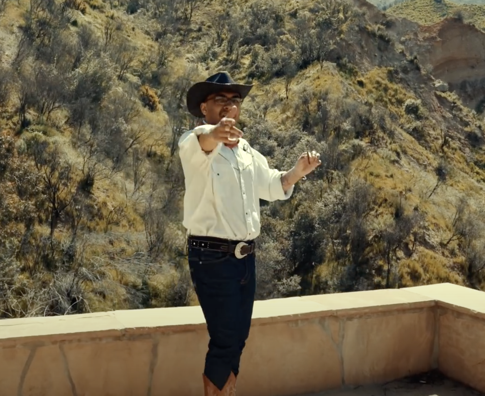 Donald Grunge - Cowboy Talk (Official Video)