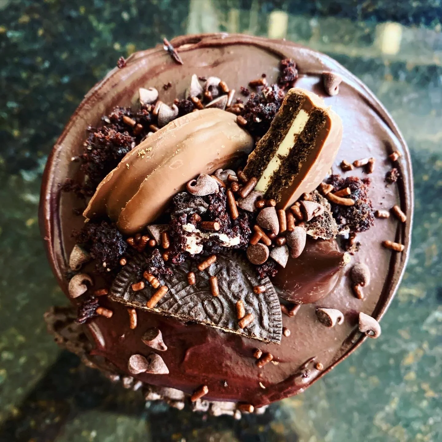 0E6D14CA-8BD7-4FF5-9D49-AC8BF0104A8D