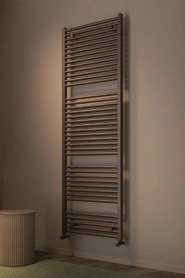 AQUALLA-LUCA-RADIATOR-BRUSHED-BRONZE-LIFESTYLE_BRLUF180-6.jpg