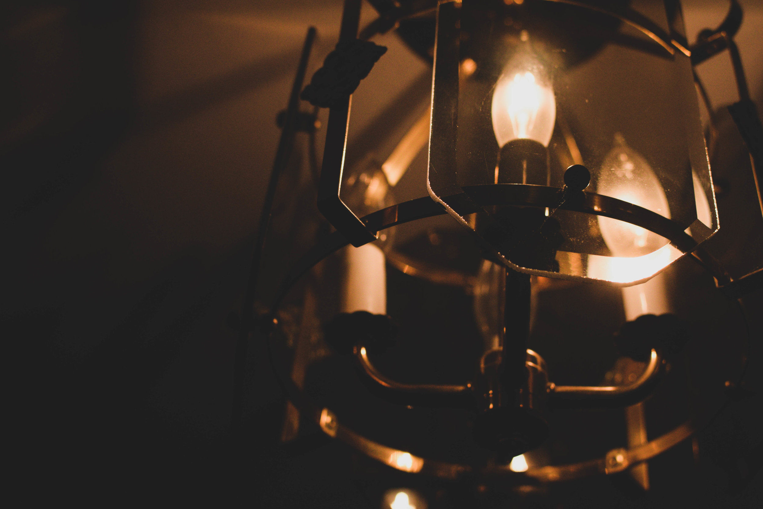 chandelier.jpg