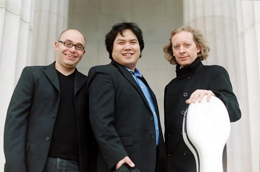 Trio+_web.jpg
