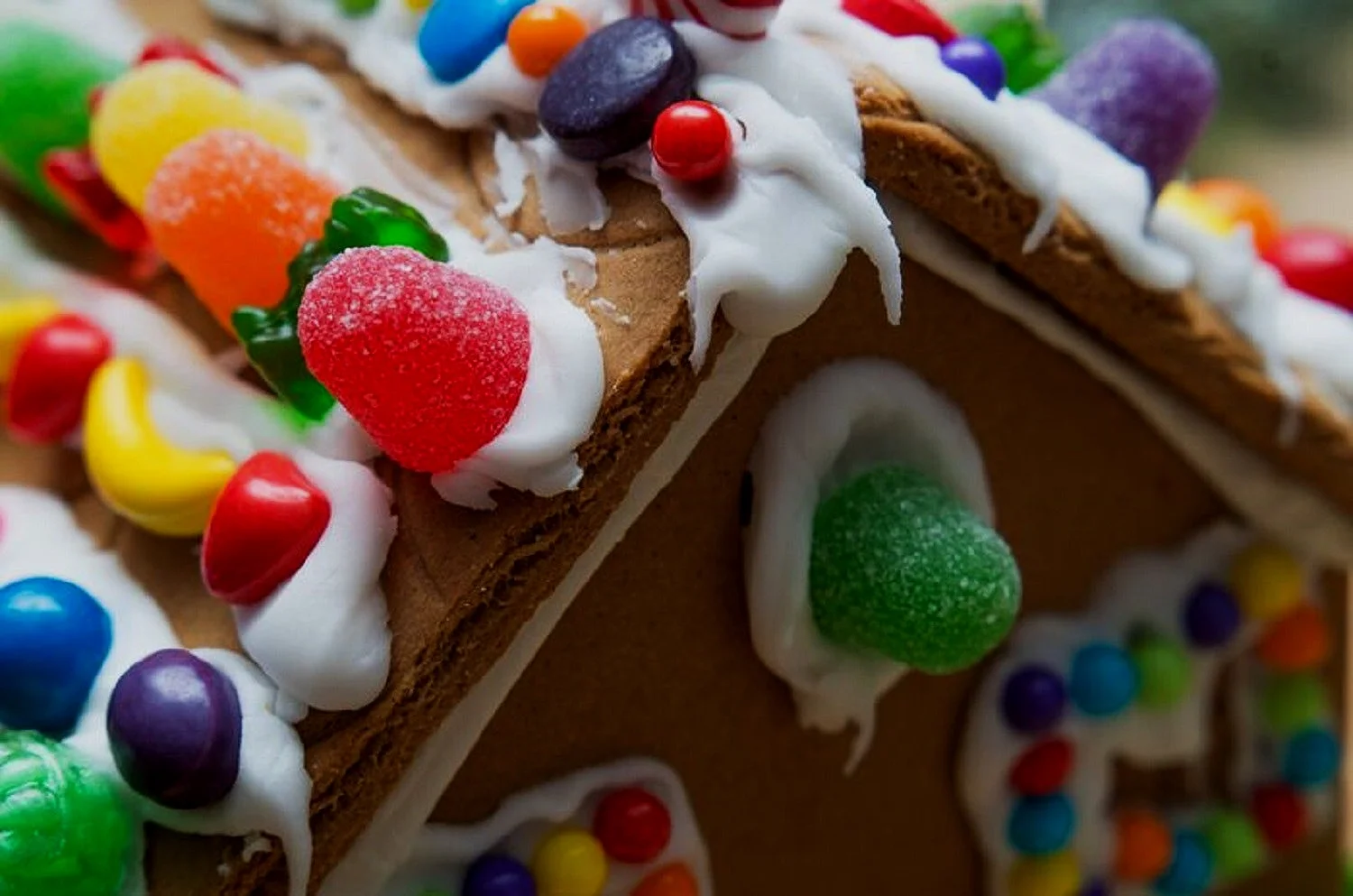 cake-candy-celebration-185360.jpg