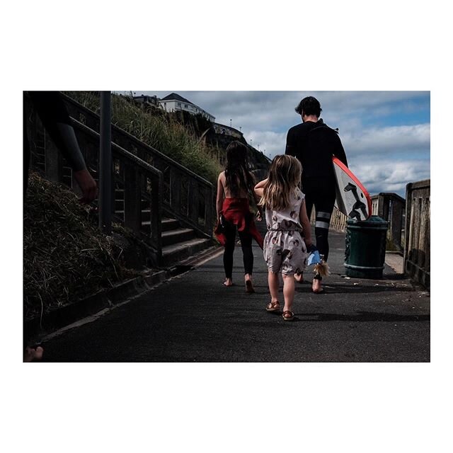 2020. 170/366. The days that followed. Summer scenes. &bull;
&bull;

#thedaysthatfollowed 
#documentaryphotographer #curiouscameraclub
#thebeautifulreal #thesincerestoryteller 
#documentaryfamilyphotography #icpconcerned
#thefutureisfemale #womenphot