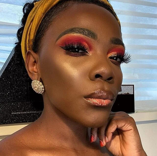 | SiSi Lashes Summer &Eacute;dit |
.
. @makeupbyriakolf .
.
.
.
.
. .

@anastasiabeverlyhills @norvina #
.
.#dipbrowgel in granite is the only took I used for my eyebrows. Love how my brows came out today. The secret is apply the brow gel after apply