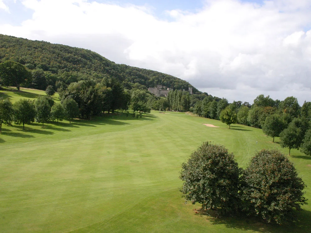 1st-fairway-par4-096.jpg