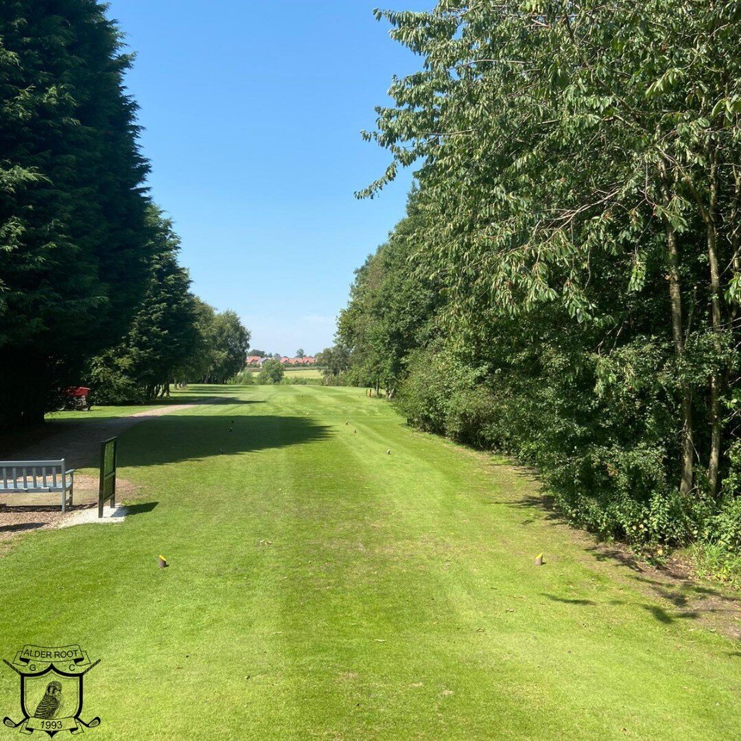 14th Hole - Fox's Lair
5th hole 2nd time around
From this elevated Tee a good straight Drive is essential to enable you to produce a second shot to this island green. The right hand side of the fairway is a penalty and the green is protected by ditch