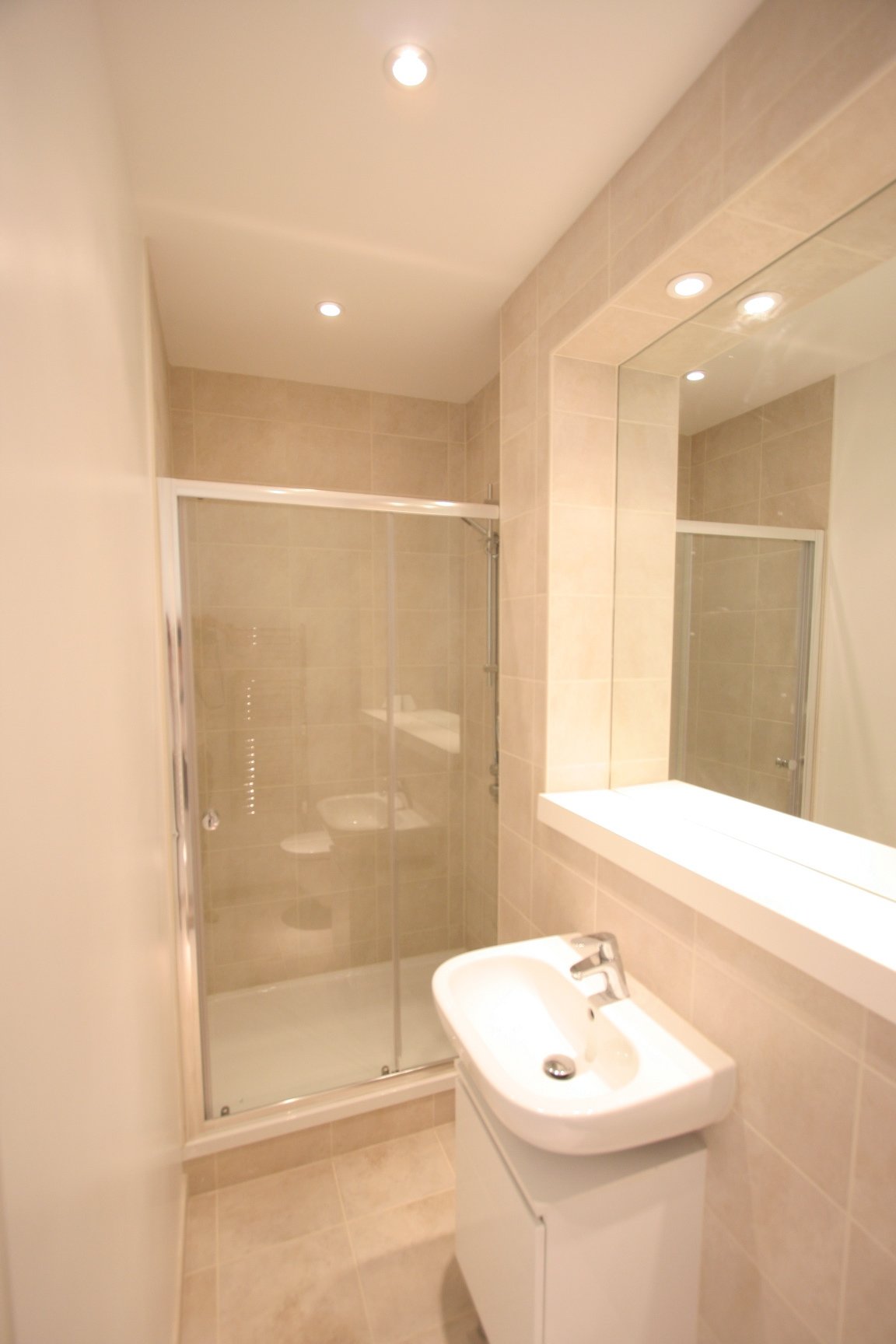 en-suite.JPG