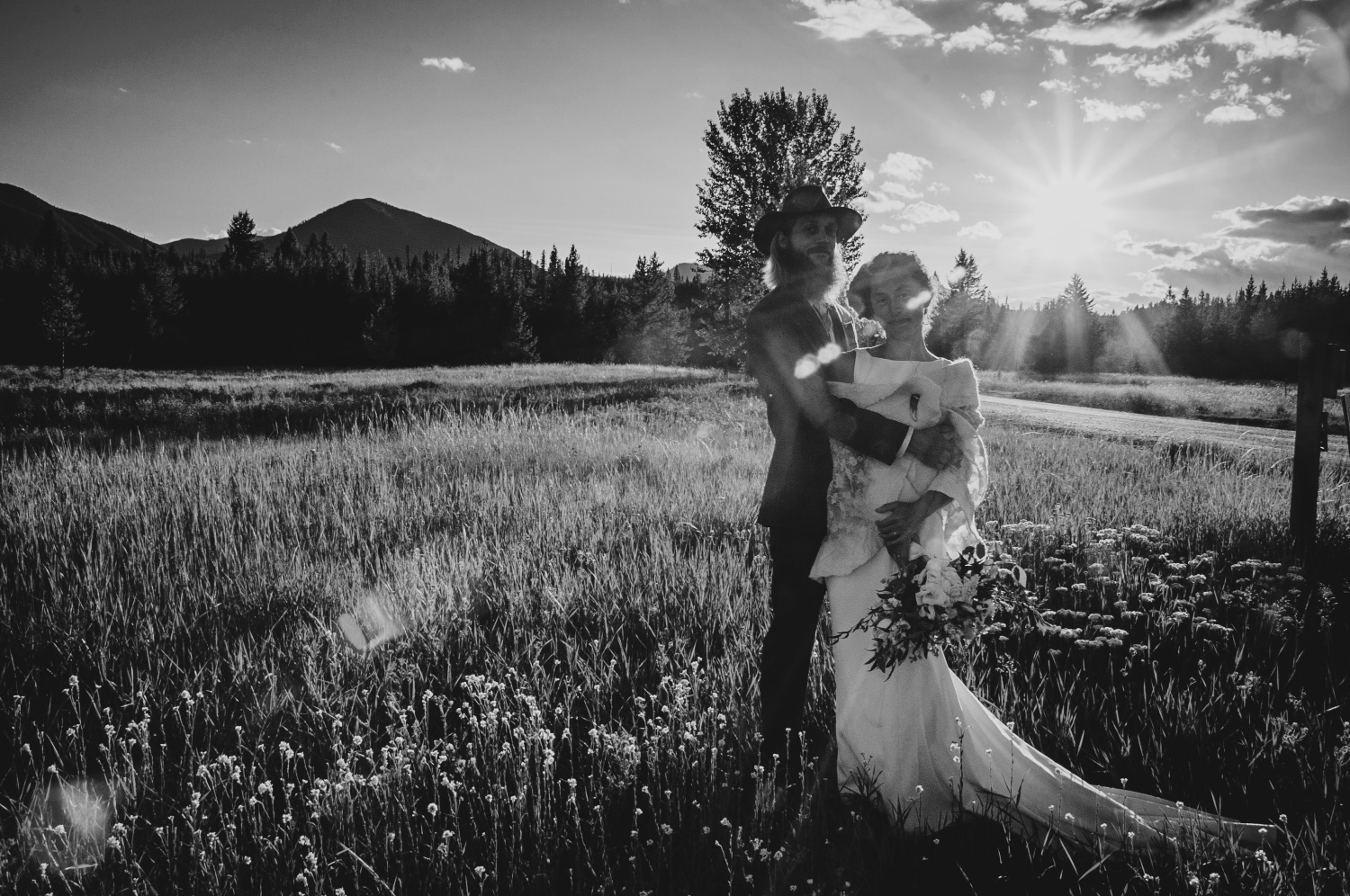 lindseyjanephotography_elope101.jpg