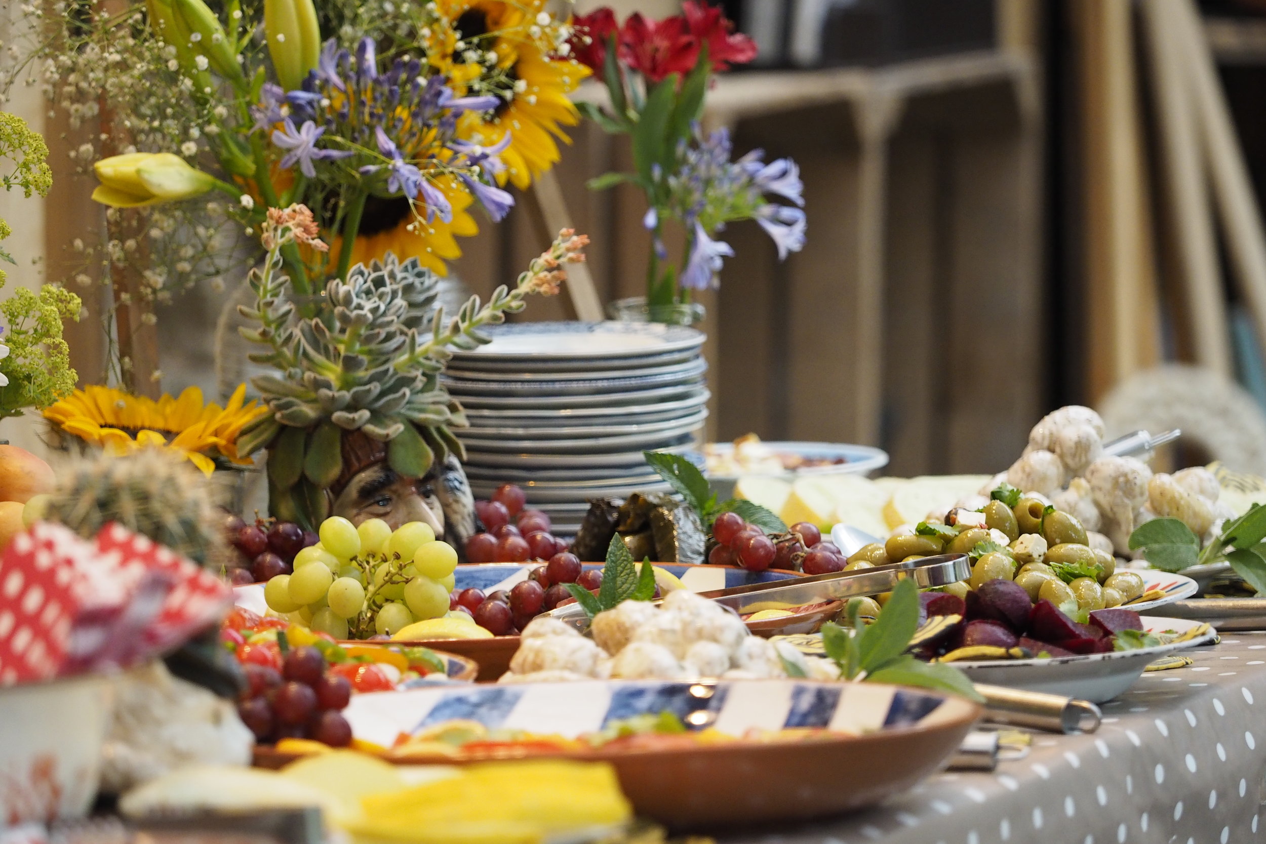 SELF-SERVICE ALFRESCO BUFFET   Food can be served on the table in the green oak timber framed garden room or on tables by the BBQ and wood fired pizza ove