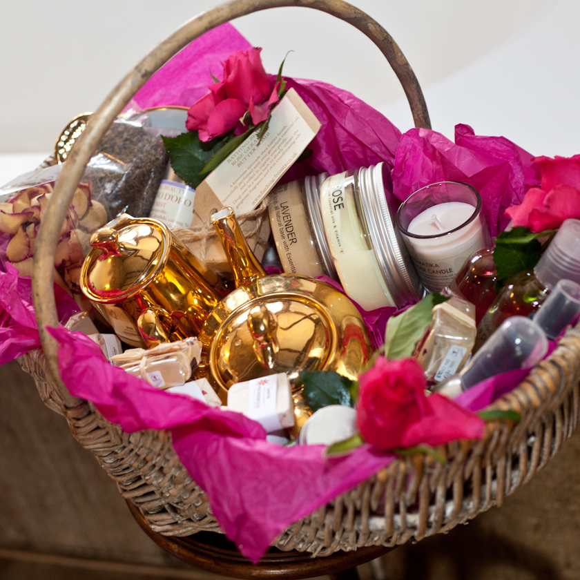 Pre-purchase pamper hampers of products for you and your friends to enjoy whilst staying together and for the hen to take home at the end of the weekend.