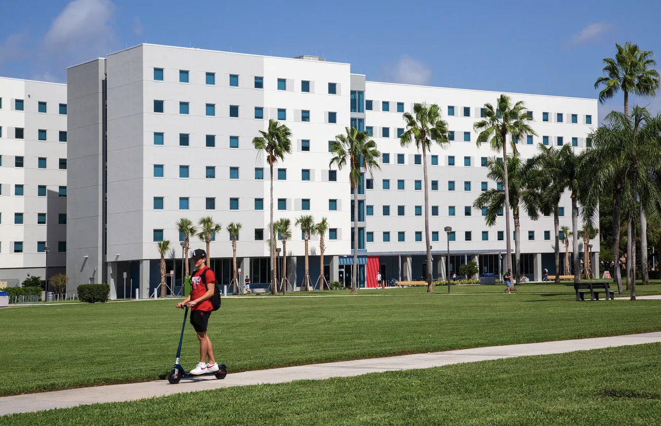 Florida Atlantic University (FAU) Halts Presidential Search Amid Controversy