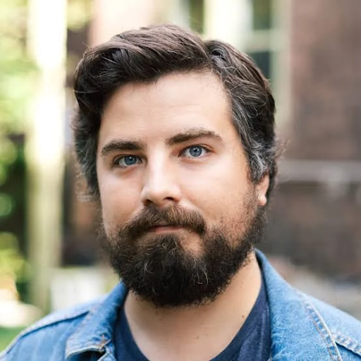 Headshot of Curtis