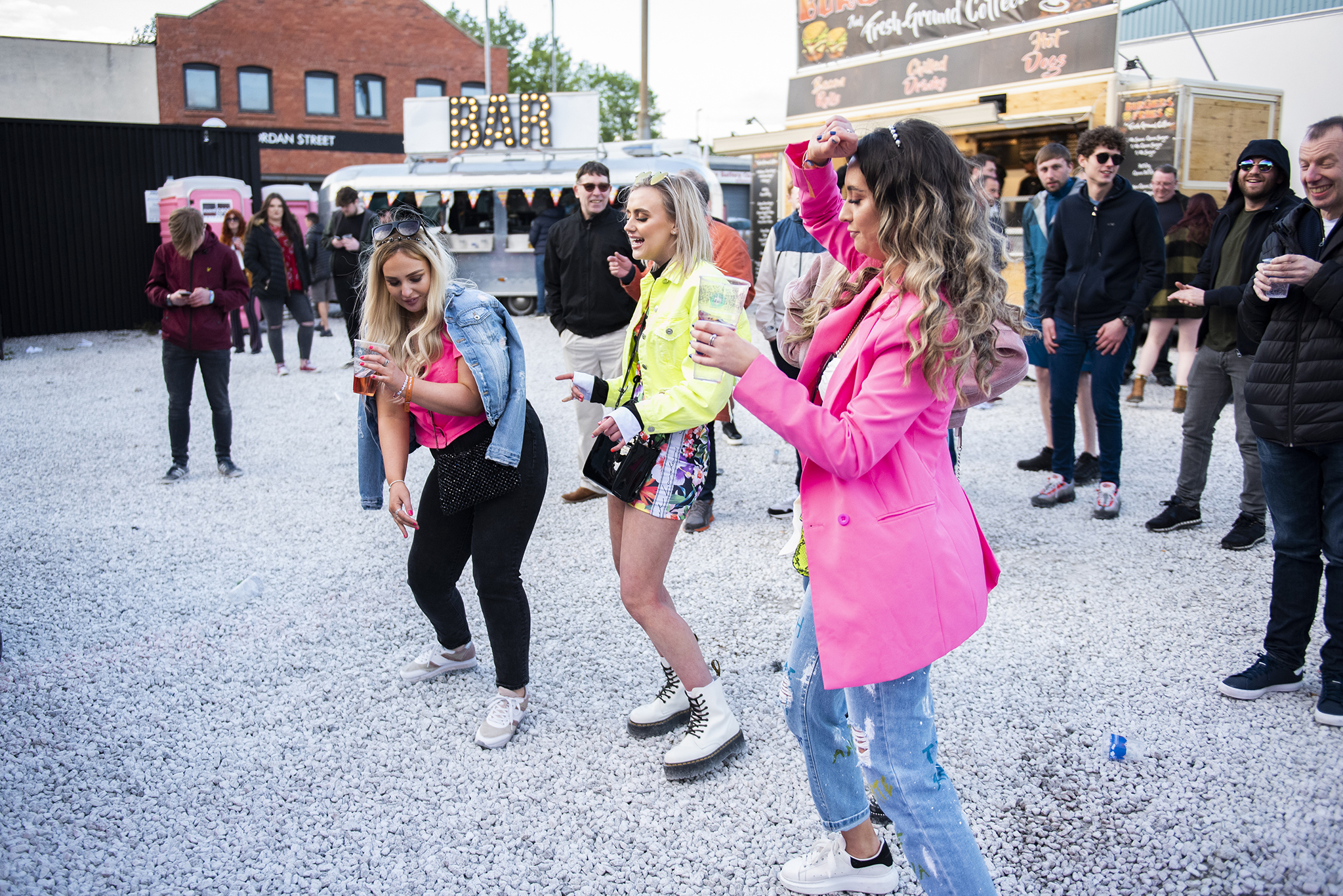 crowds03.jpg