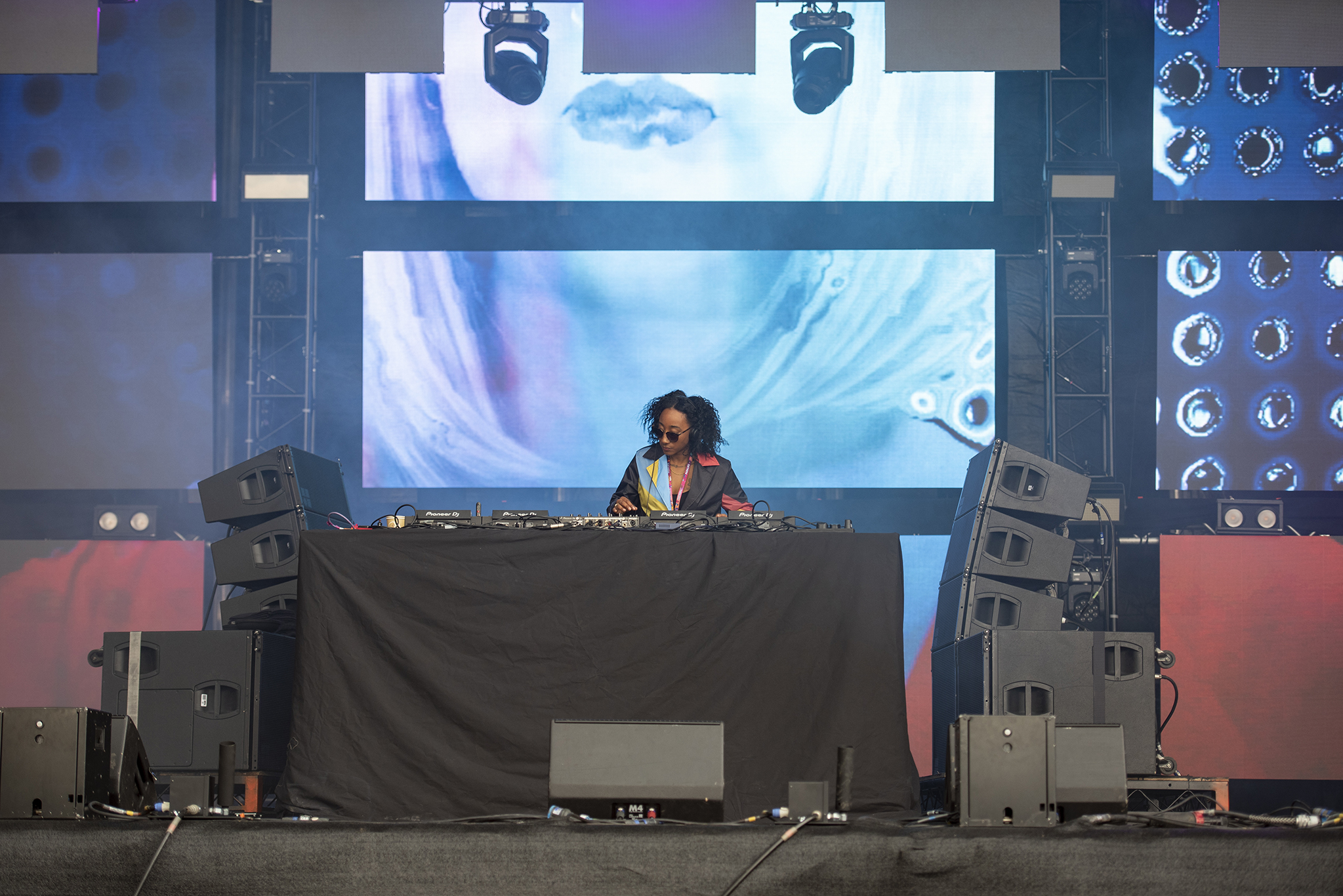 dj05.jpg