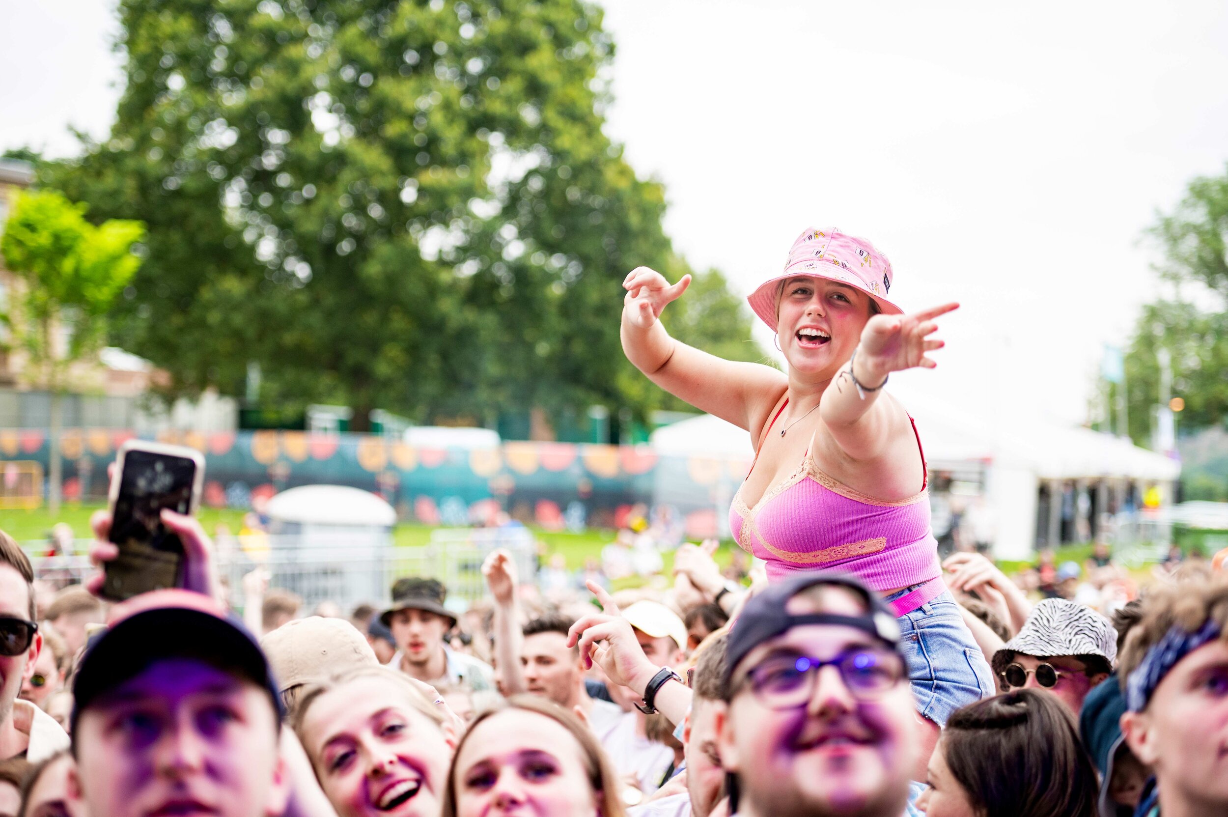 Crowds09.jpg