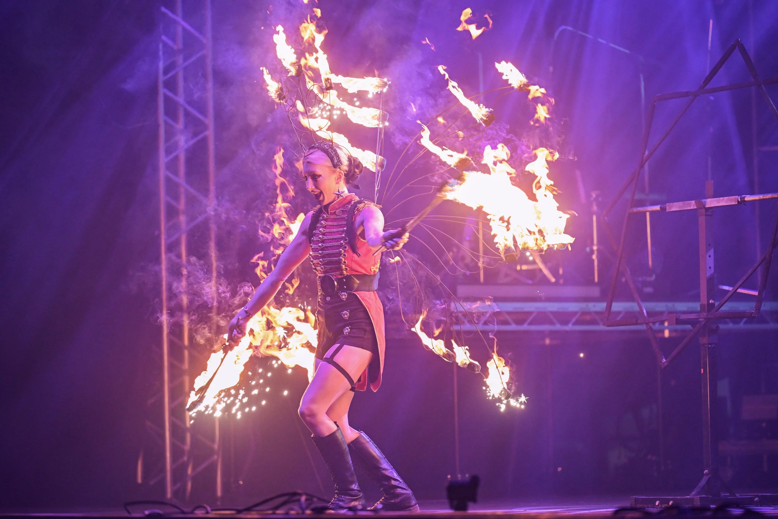 Performers-10.jpg