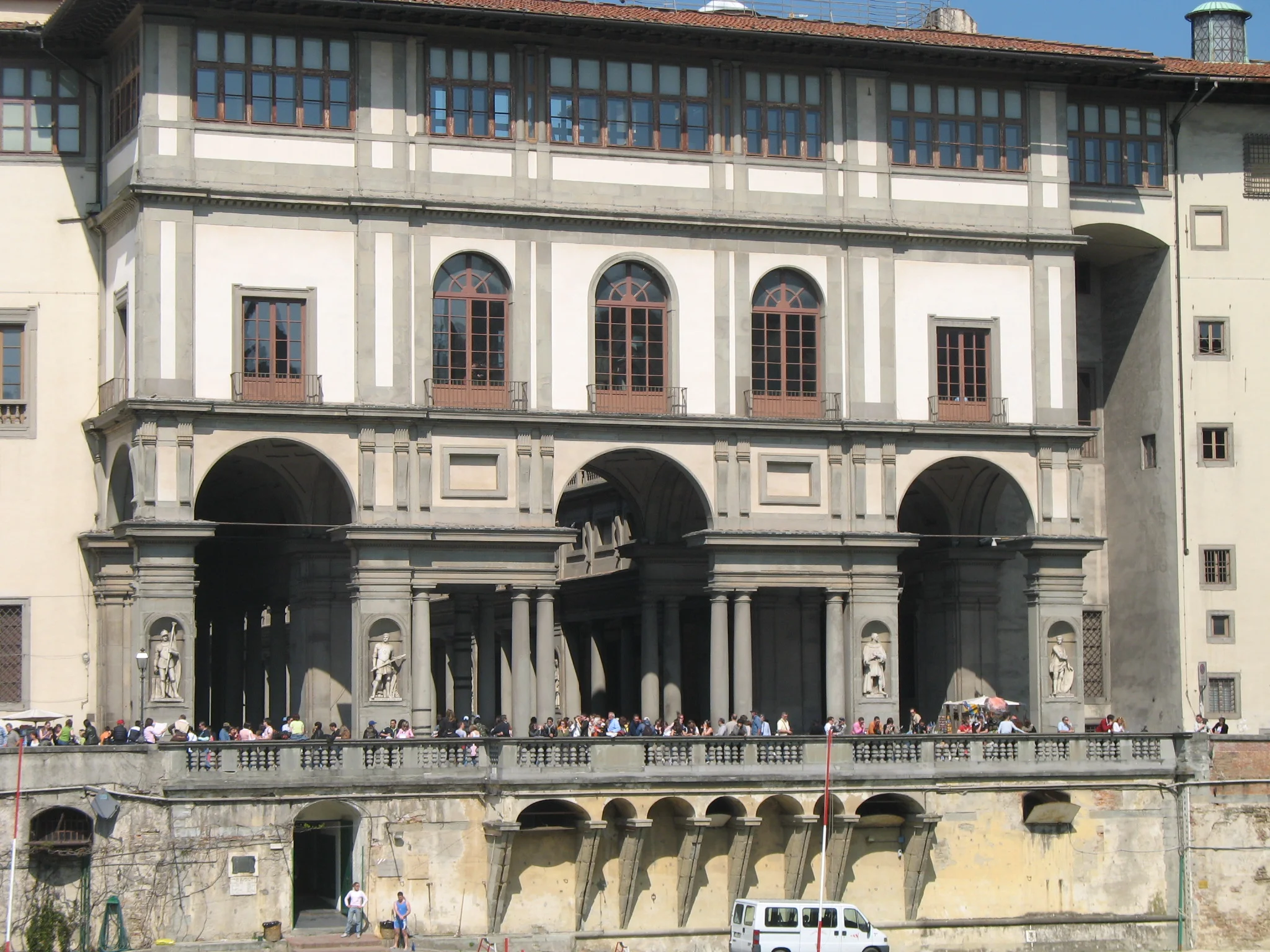 Uffizi_-_panoramio.jpg