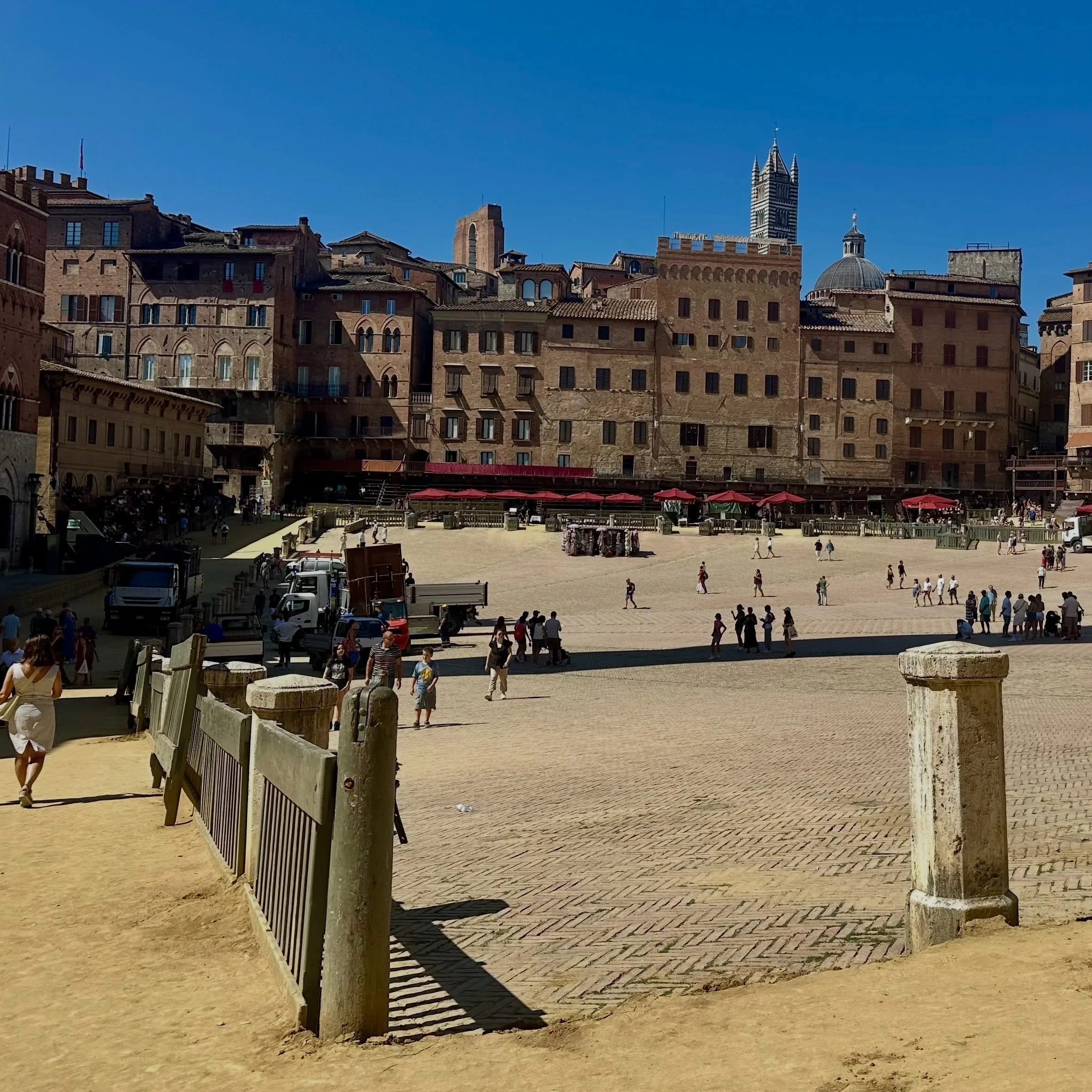 19 August: As the Piazza returns to normal, so does life for all (except the members of the victorious Nicchio). I&rsquo;ve said it before but I&rsquo;ll say it again: if Italy was as organized as Siena is during Palio, it would be the most powerful 