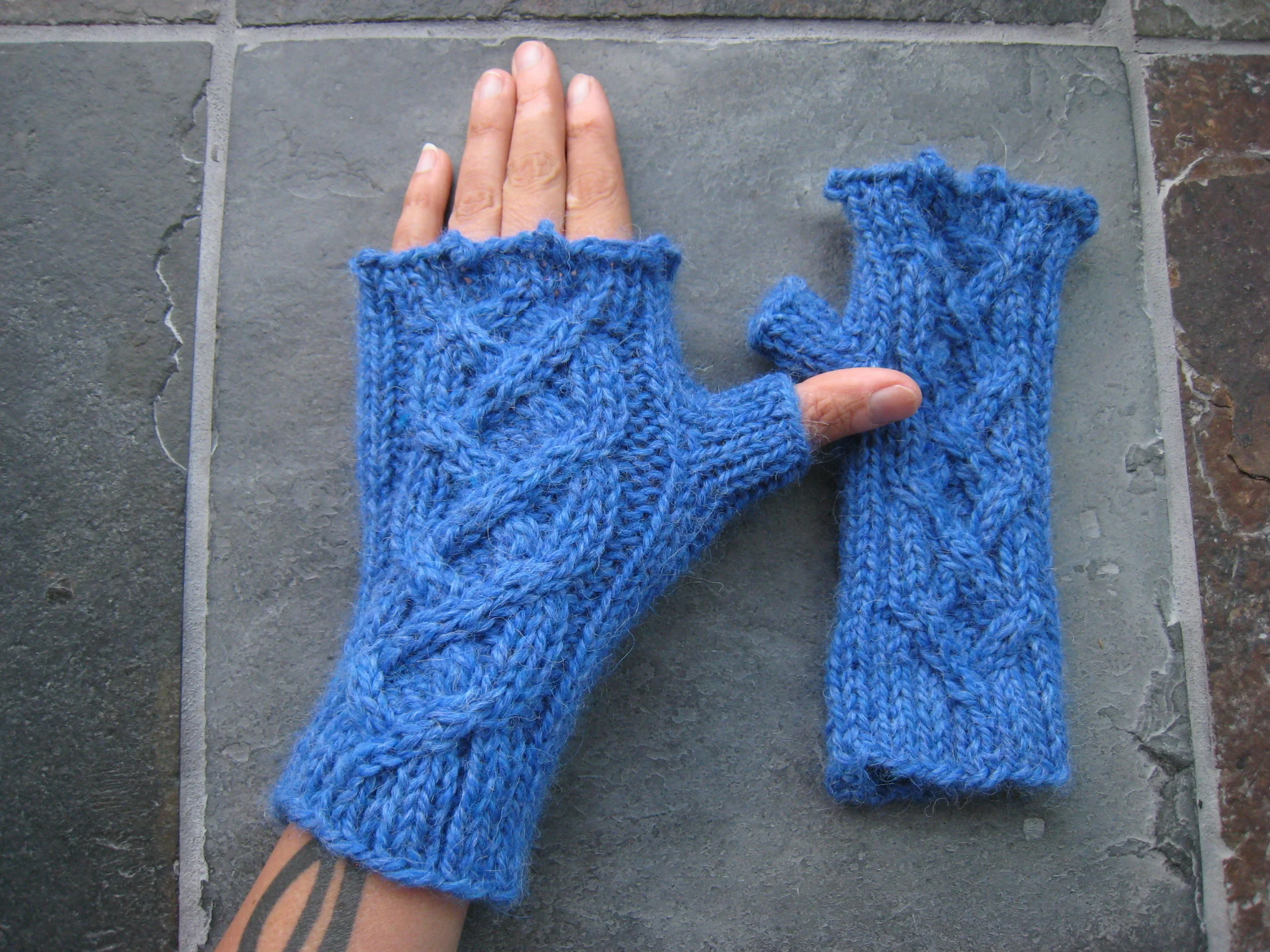 Heidi Kunkel hand knit fingerless gloves mitts Seattle Heidi's Pottery