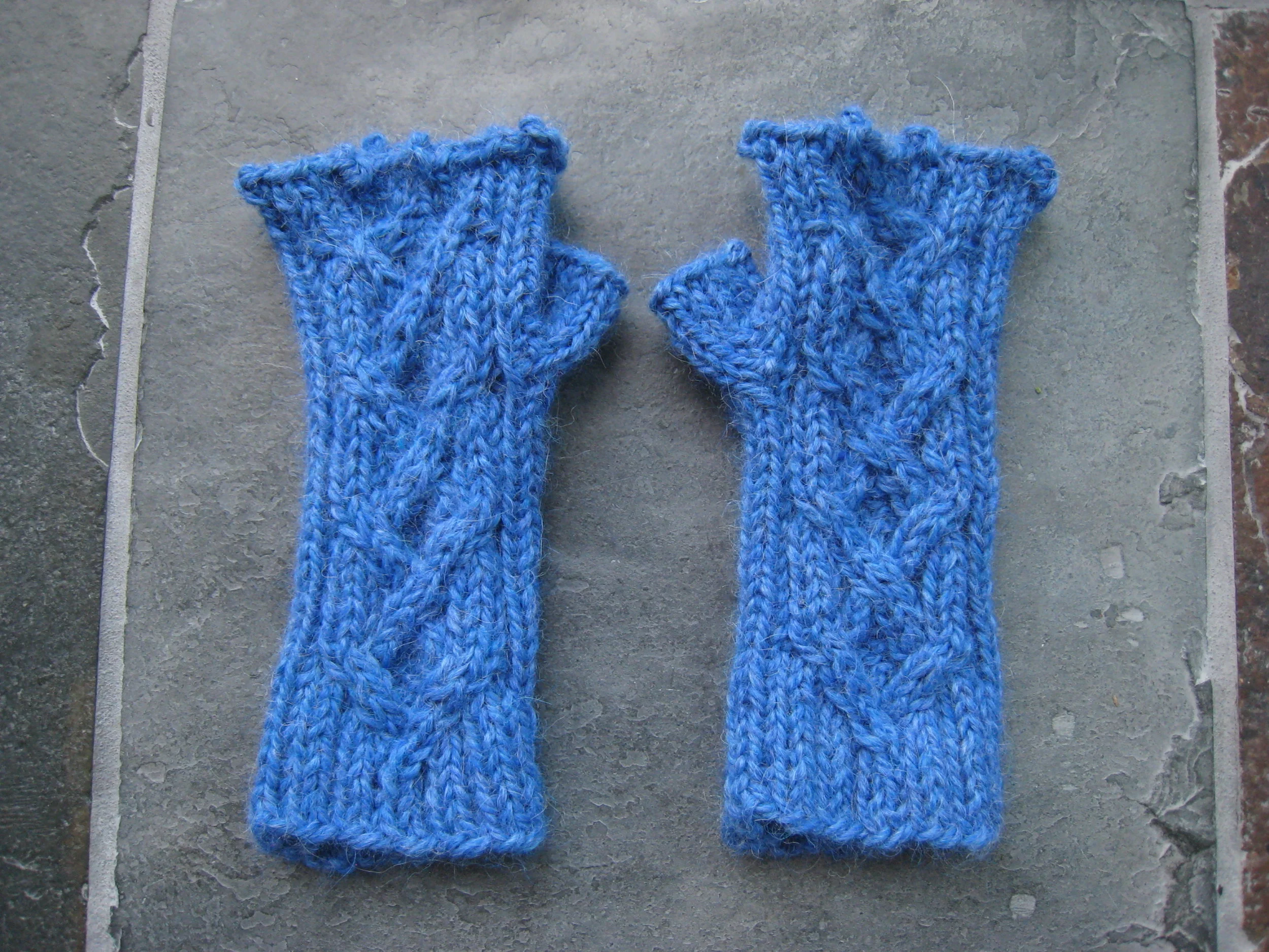 Heidi Kunkel hand knit fingerless gloves mitts Seattle Heidi's Pottery