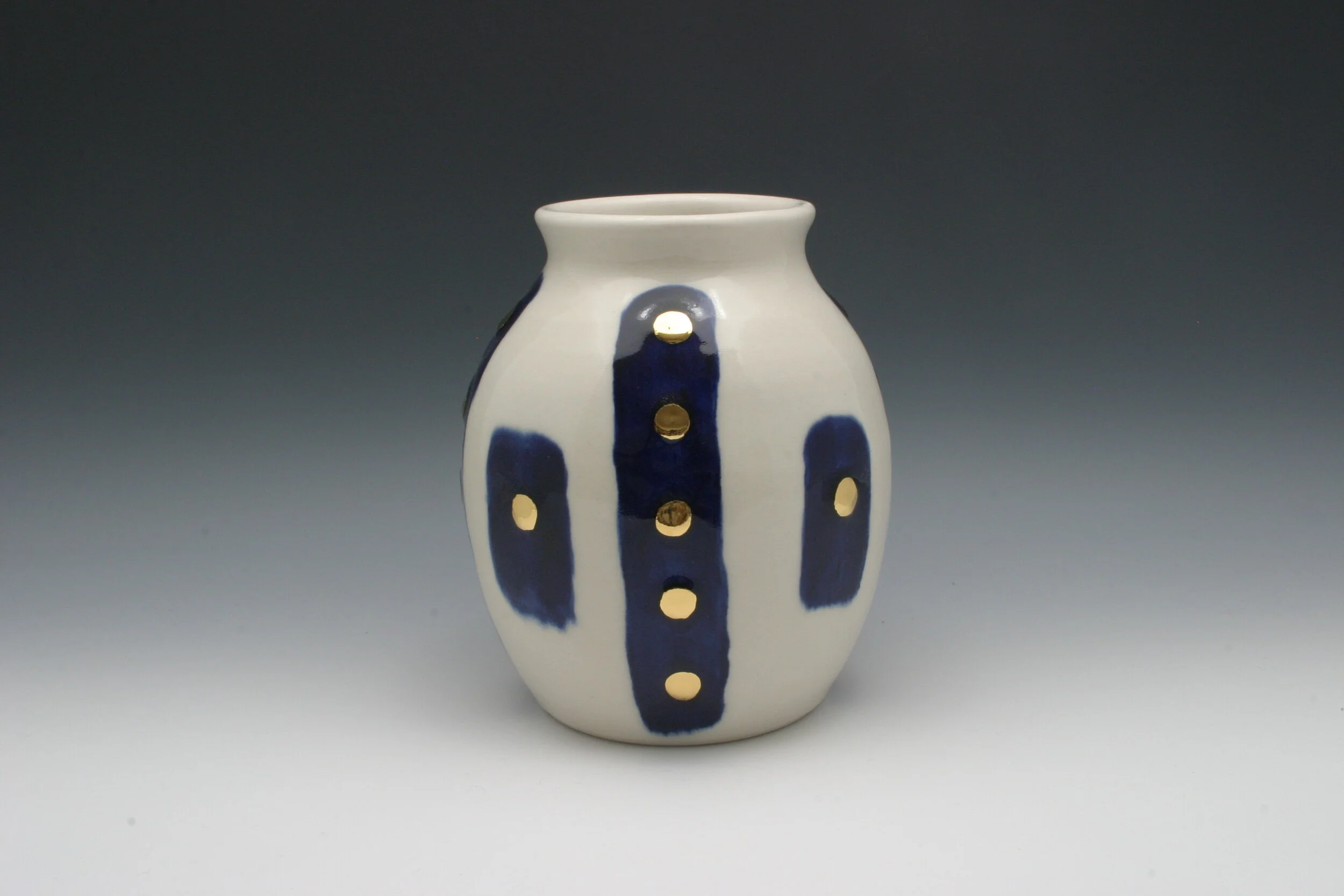blue and white gilded vase 2.JPG