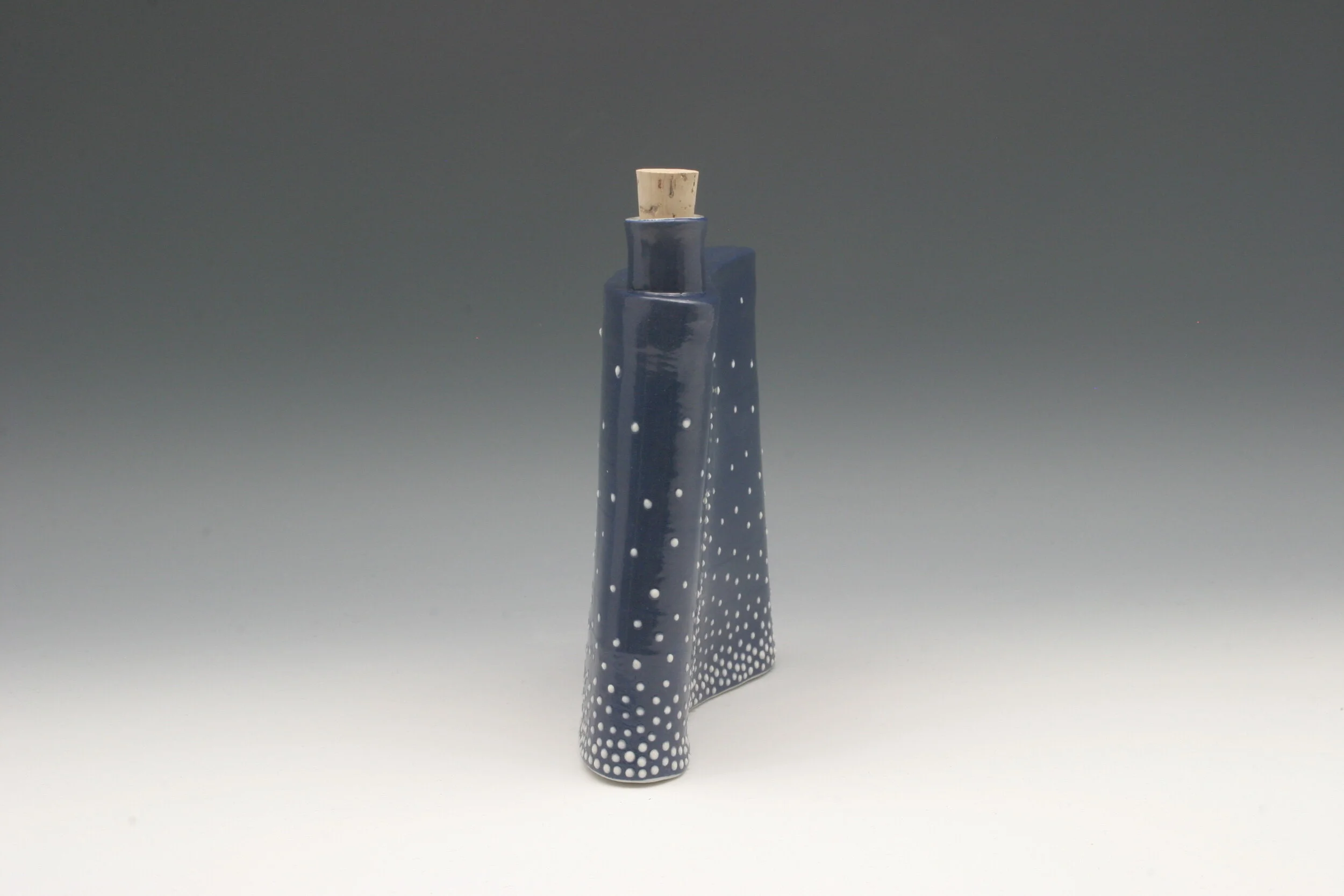 flask - bright blue fading dots 4.JPG