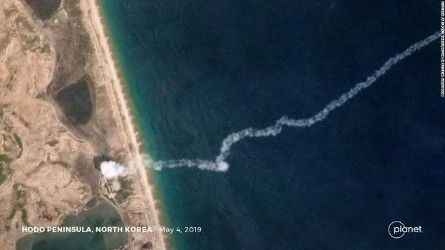 A lucky sat image of the North Korean missile launch.