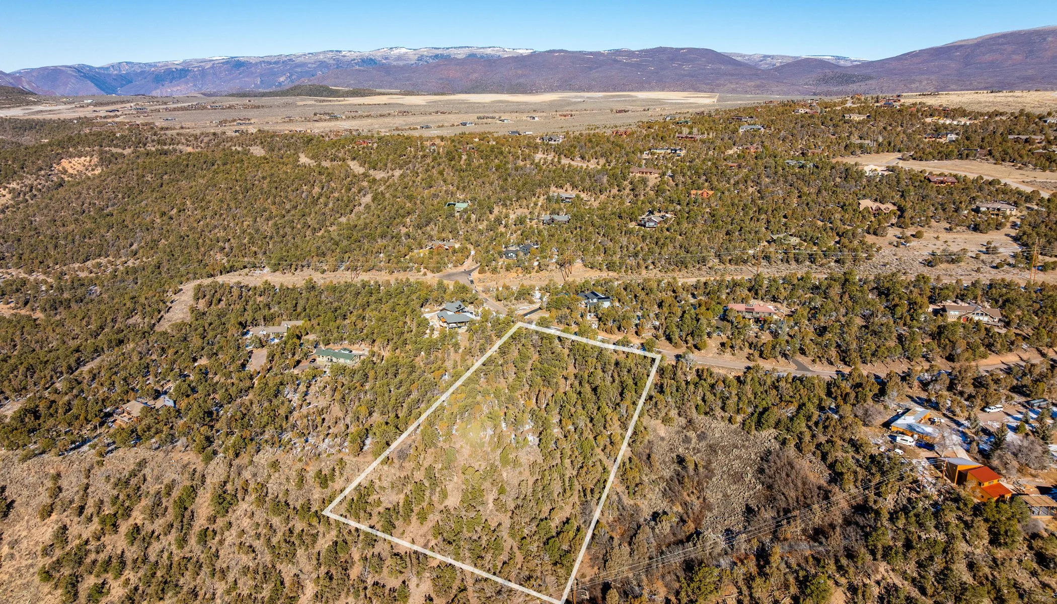361 Pinon White Line Aerials2.jpg