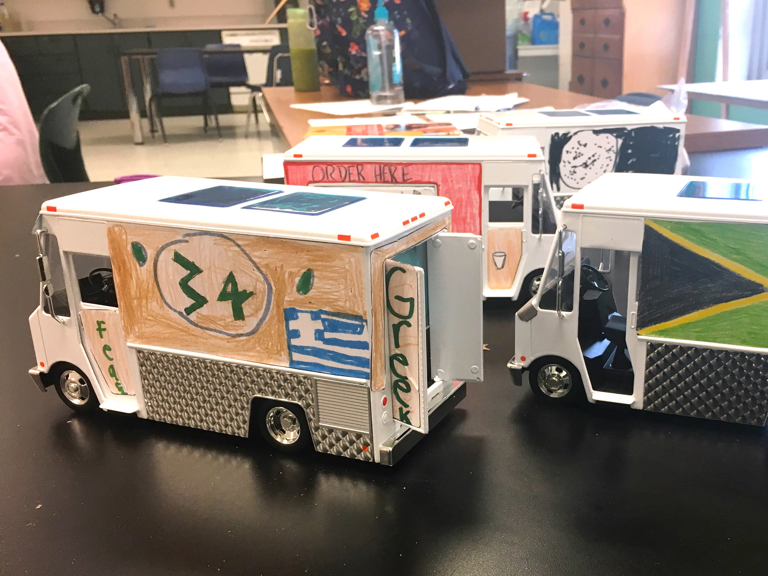 play school food truck