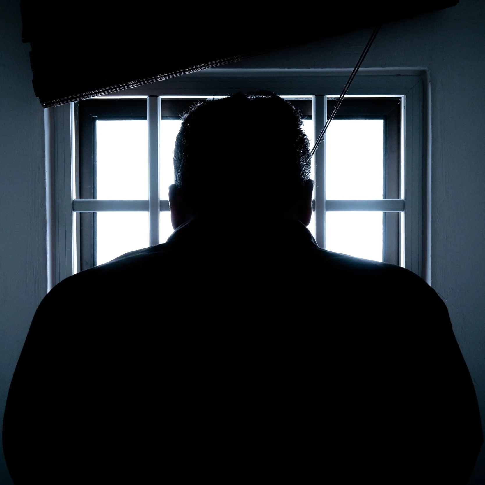backlit-crime-dark-143580.jpg