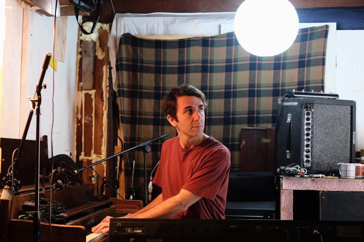 Waking Windows presents Chris Cohen with Paper Castles