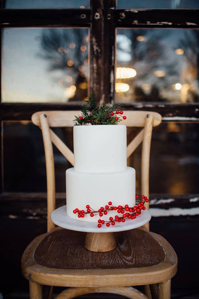 Christmas Wedding Cake | Utah Wedding Cakes