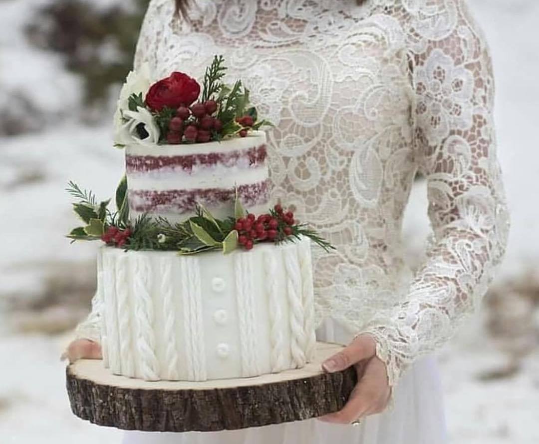 Winter sweater wedding cake | Utah Wedding cakes