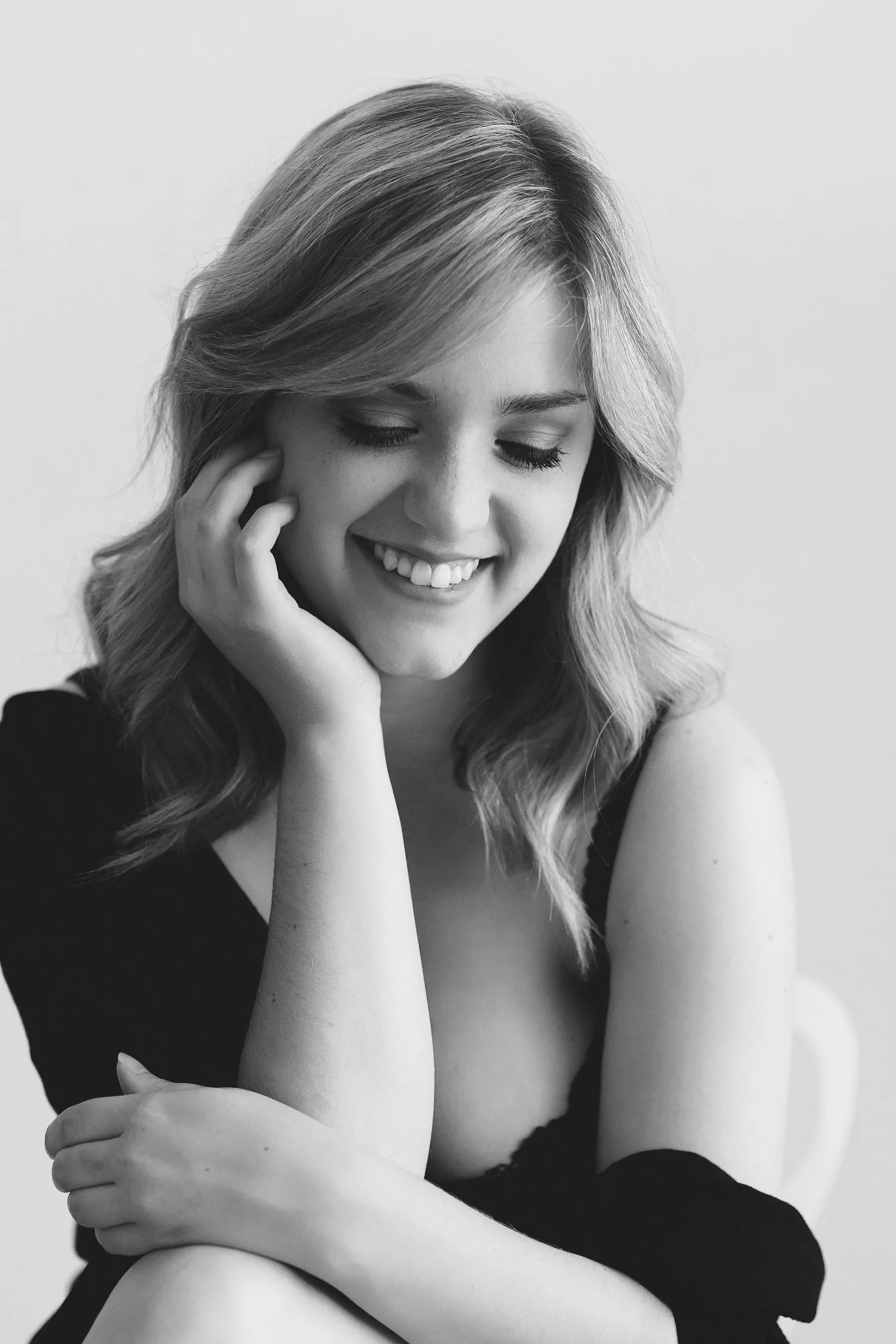 Austin Boudoir Beauty Photographer Glamour Review.jpg