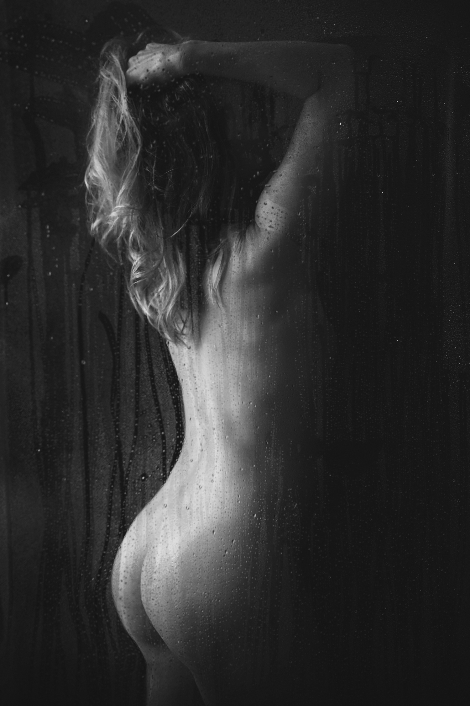 atx-austin-boudoir-shower-artistic-kbb-07_1.jpg