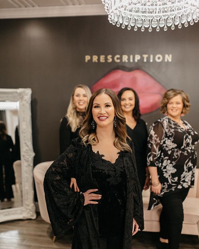 Every girl 👧 needs a tribe. ⁣
⁣
I&rsquo;m so blessed to get to work along side some of the best boss babes. 🙏⁣
⁣
They deal with my crazy and keep me on point reaching for the stars.✨ ⁣
⁣
Your tribe doesn&rsquo;t have to be large, but to be successf